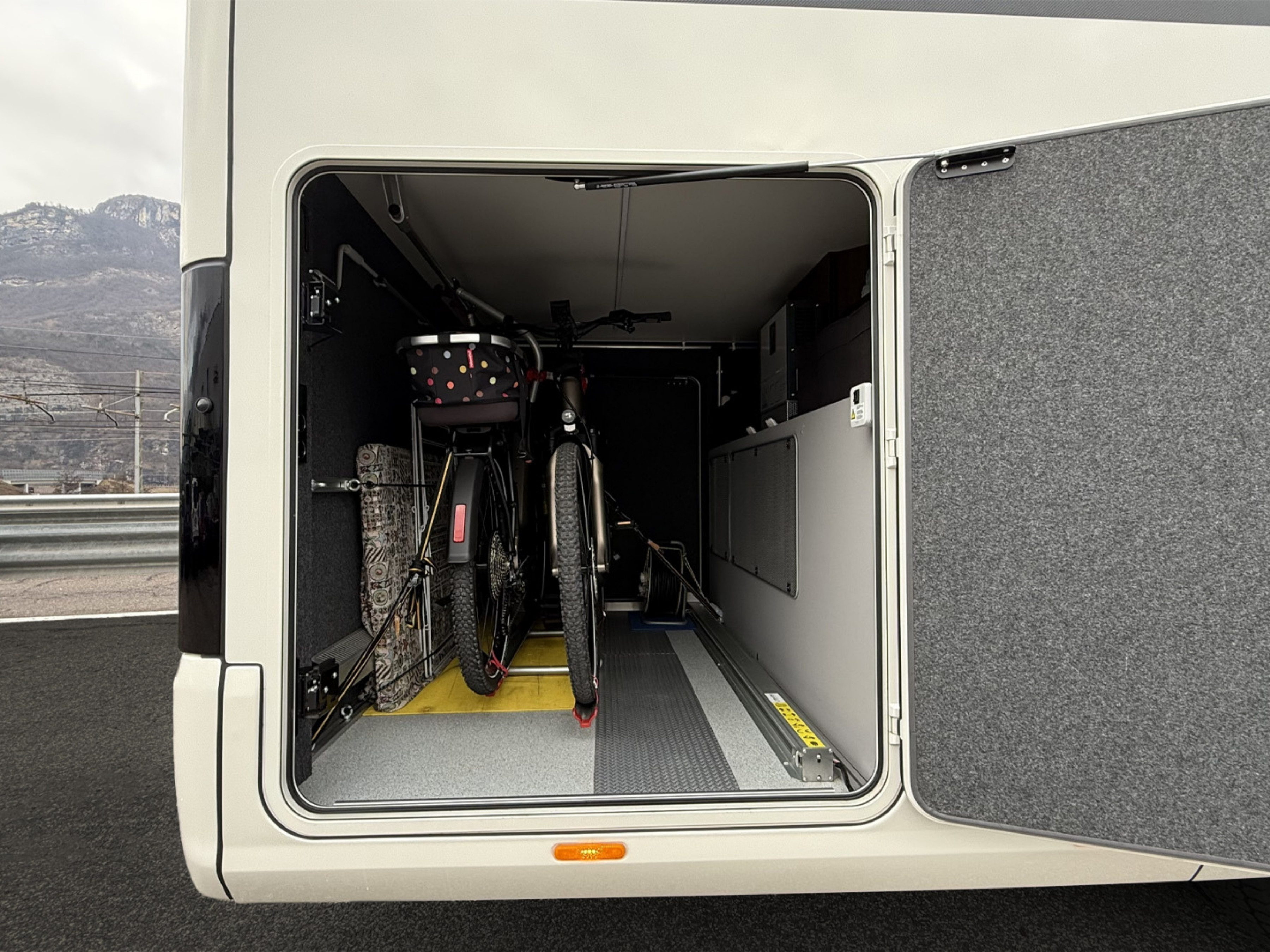 2020 Morelo Palace Liner 85 L